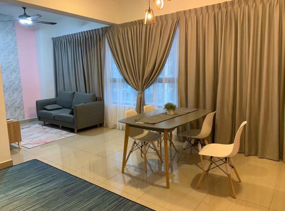 Arte Plus Jalan Ampang By Airhost Esterno foto